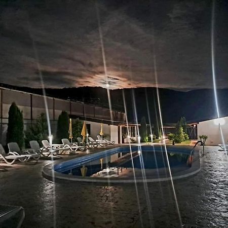 Vila Hercules Дубова Екстер'єр фото